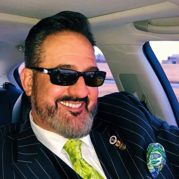 Meet your Posher, Posh - Picture 1 of 3